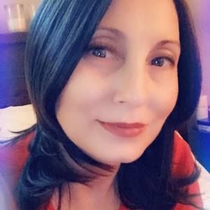 Meet your Posher, Denise